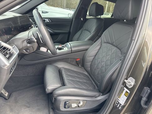 Used 2024 BMW X6 xDrive40i image 3