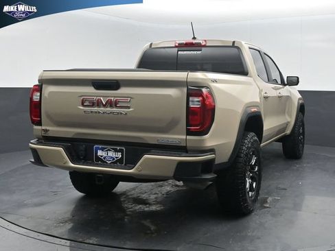 Used 2024 GMC Canyon Elevation w/ Convenience Package AWD/4WD image 7