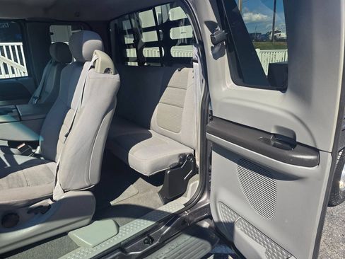 Used 2005 Ford F350 XLT RWD image 20