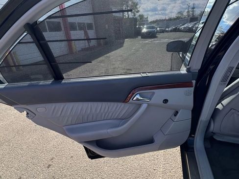 Used 2001 Mercedes-Benz S 500 image 9