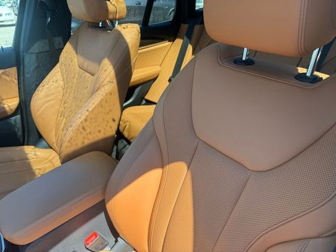 Used 2023 BMW X3 xDrive30i w/ Premium Package image 6