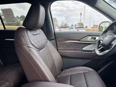 New 2026 Ford Explorer Platinum w/ LUX Leather Package image 14
