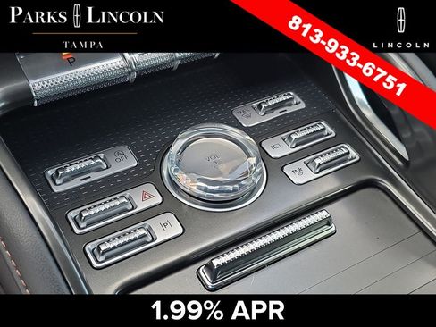 Certified 2025 Lincoln Nautilus Premier w/ Jet Appearance Package AWD/4WD image 29