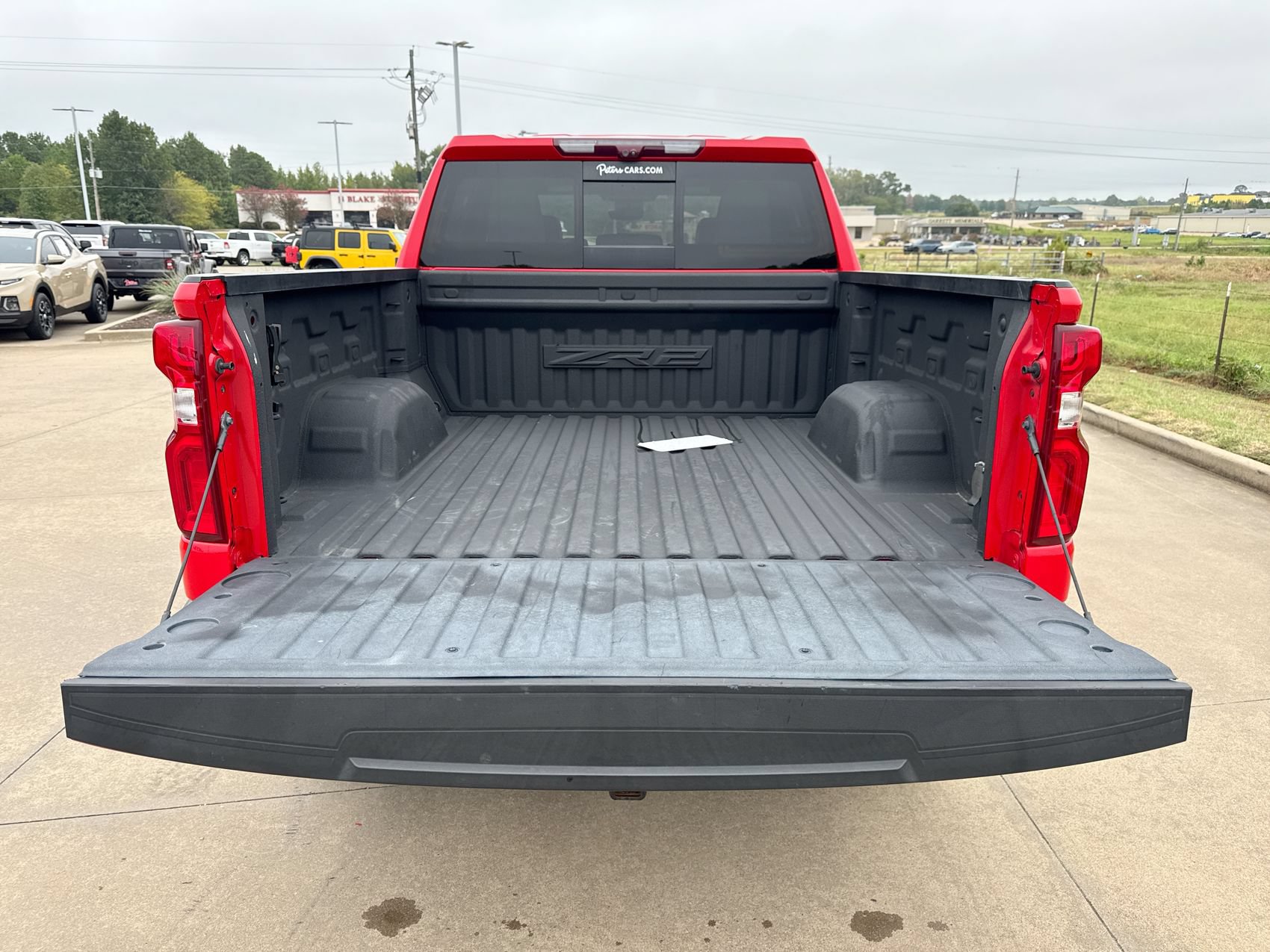 Used 2023 Chevrolet Silverado 1500 ZR2 w/ Technology Package AWD/4WD image 23