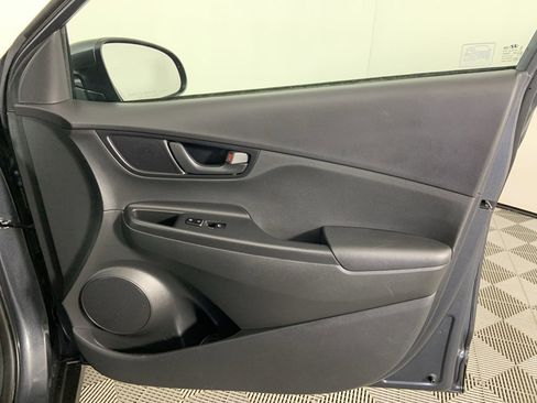 Used 2021 Hyundai Kona SE image 22