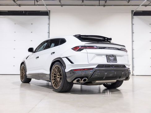Used 2023 Lamborghini Urus Performante image 6