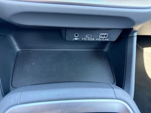 Certified 2025 Subaru Crosstrek 2.0i Premium image 30