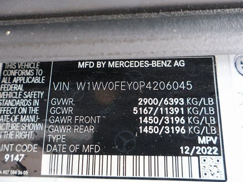 Used 2023 Mercedes-Benz Metris Passenger image 38