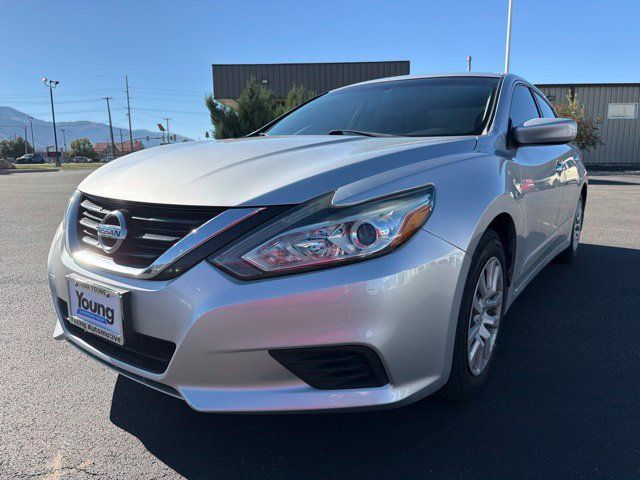 Used 2017 Nissan Altima 2.5 S w/ Power Driver Seat Package FWD image 10