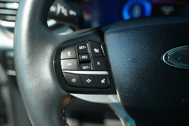 Used 2023 Ford Explorer Platinum w/ Technology Package AWD/4WD image 33