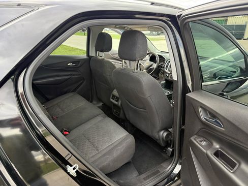 Used 2018 Chevrolet Equinox LT w/ Sun & Infotainment Package AWD/4WD image 20