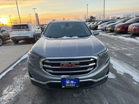 Used 2018 GMC Terrain SLT w/ Preferred Package image 3
