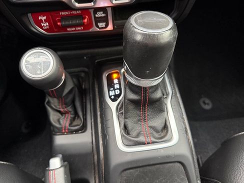 Used 2020 Jeep Gladiator Rubicon AWD/4WD image 19