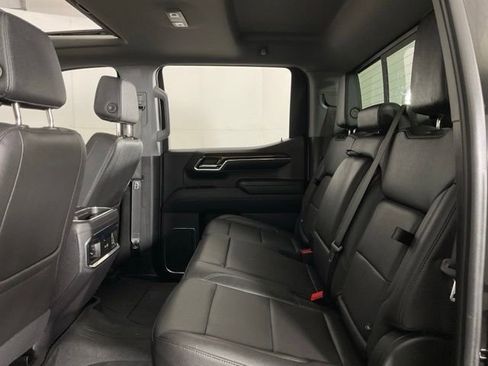 Used 2024 GMC Sierra 1500 Elevation w/ Elevation Premium Package AWD/4WD image 36