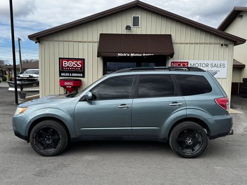 Used 2010 Subaru Forester 2.5XT Limited AWD/4WD image 2