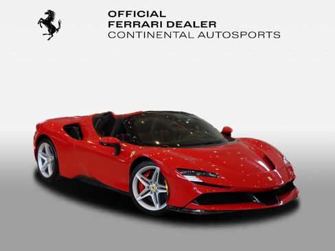 Certified 2023 Ferrari SF90 Spider image 1