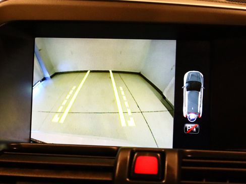 Used 2016 Volvo XC60 T6 Platinum w/ Climate Package image 34