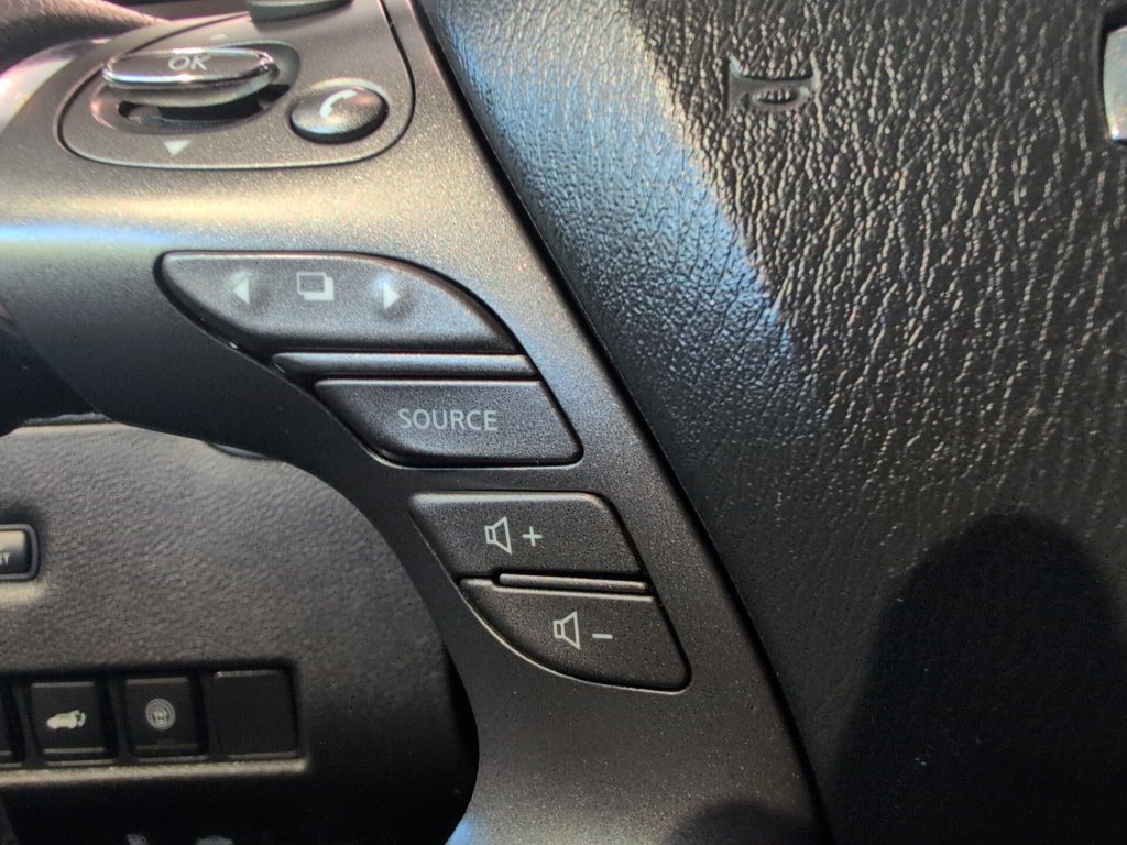 Used 2019 Nissan Murano Platinum AWD/4WD image 16