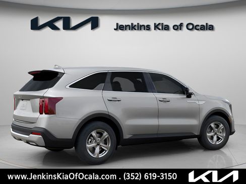 New 2026 Kia Sorento LX image 3