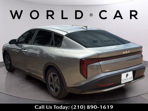 Used 2025 Kia K4 FWD image 9