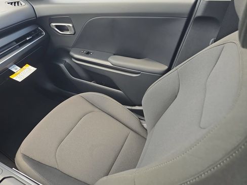 New 2026 Kia K4 FWD image 15