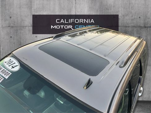 Used 2014 Cadillac Escalade Platinum image 12