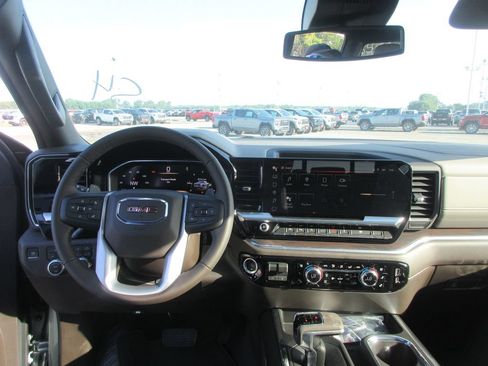 New 2026 GMC Sierra 1500 SLT w/ SLT Premium Plus Package AWD/4WD image 18