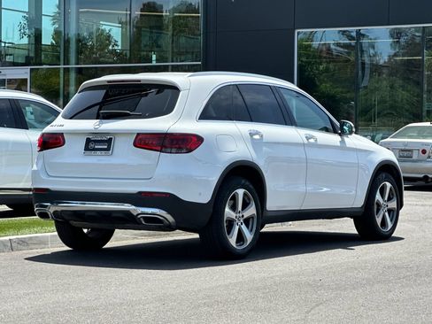 Certified 2022 Mercedes-Benz GLC 300 image 3