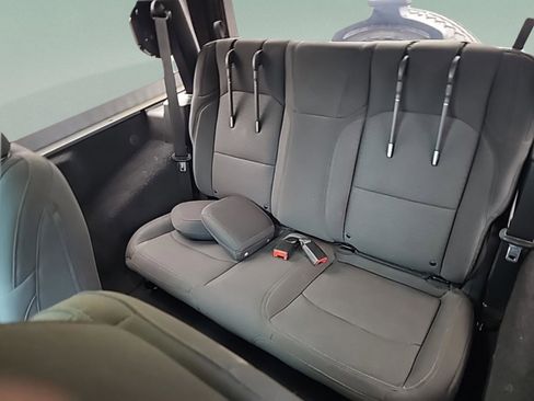 Used 2020 Jeep Wrangler Sport image 29