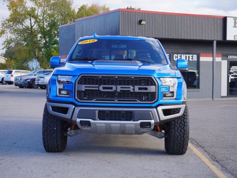Used 2019 Ford F150 Raptor w/ Equipment Group 802A Luxury image 2