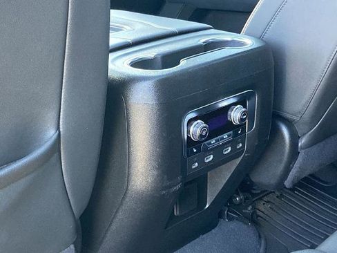 Used 2024 GMC Yukon AT4 image 18