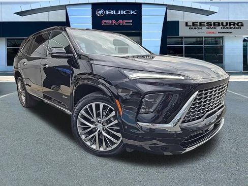 Used 2025 Buick Enclave Avenir w/ Super Cruise Package AWD/4WD image 1