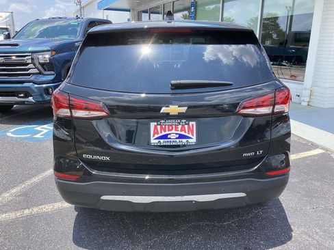 Used 2024 Chevrolet Equinox LT AWD/4WD image 2