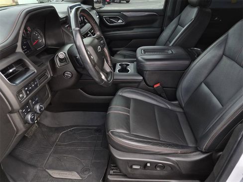 Used 2021 Chevrolet Tahoe RST w/ Luxury Package image 36