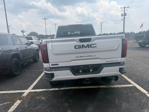 Used 2024 GMC Sierra 2500 Denali Ultimate w/ Max Trailering Package AWD/4WD image 5