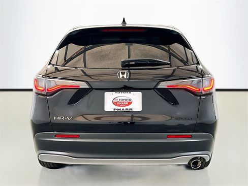 Used 2025 Honda HR-V Sport image 5