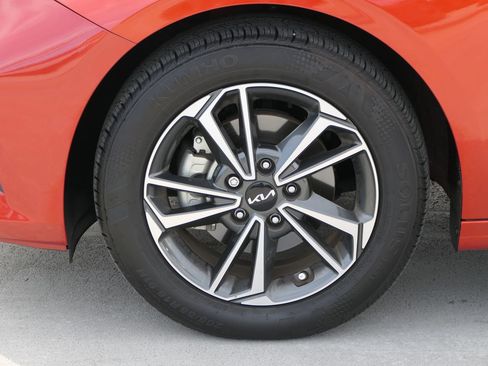 Used 2023 Kia Forte LXS w/ LXS Technology Package image 10