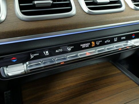 Used 2024 Mercedes-Benz GLS 450 4MATIC w/ AMG Line Exterior image 65