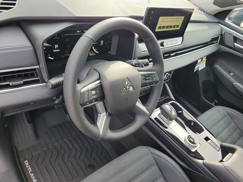 New 2026 Mitsubishi Outlander SE AWD/4WD image 22