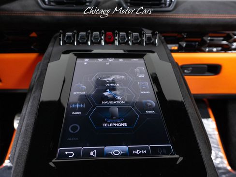 Used 2023 Lamborghini Huracan Tecnica image 30
