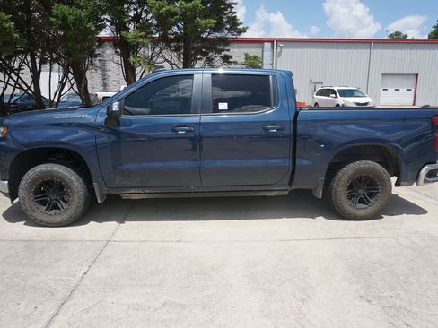 Used 2021 Chevrolet Silverado 1500 LT RWD image 16