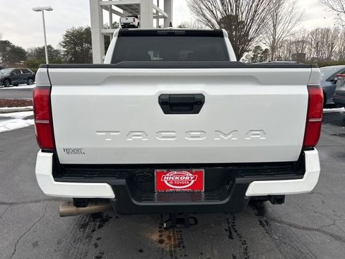Used 2024 Toyota Tacoma SR5 image 6