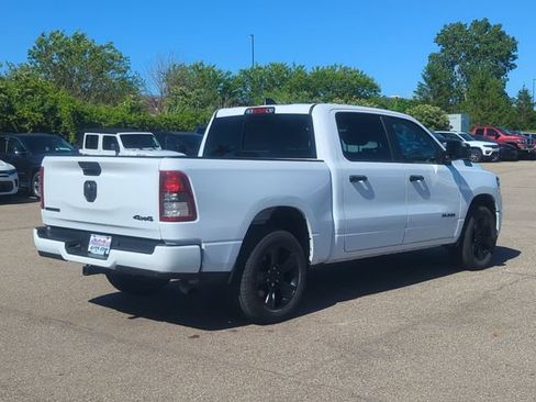 Used 2024 RAM 1500 Big Horn AWD/4WD image 3