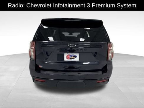 Certified 2024 Chevrolet Suburban Z71 w/ Luxury Package image 5