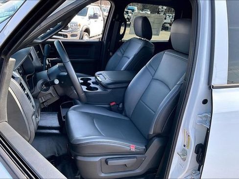 New 2024 RAM 5500 Tradesman w/ Chrome Appearance Group AWD/4WD image 10