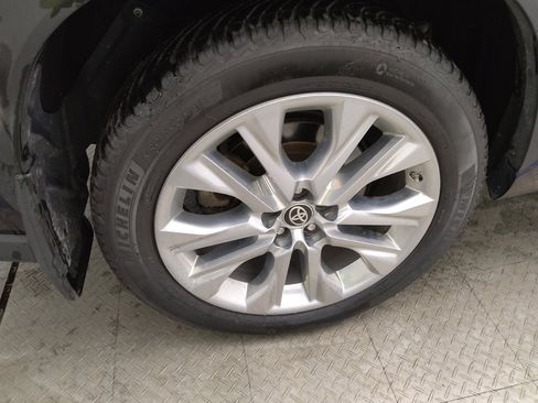 Used 2020 Toyota Highlander Limited image 31