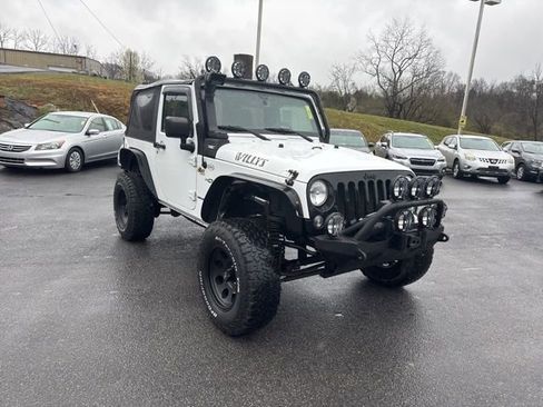 Used 2015 Jeep Wrangler Sport AWD/4WD image 2