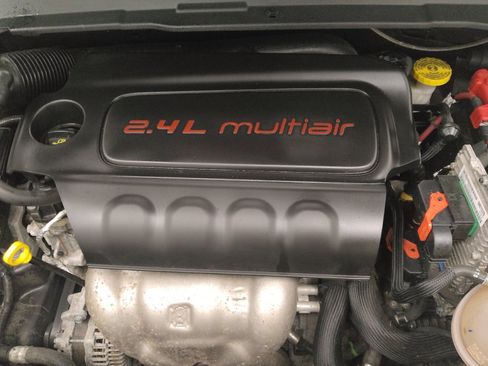 Used 2021 Jeep Compass Latitude w/ Convenience Group AWD/4WD image 30