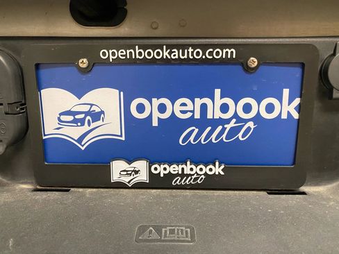 Used 2019 Ford F150 Platinum w/ Equipment Group 701A Luxury image 17