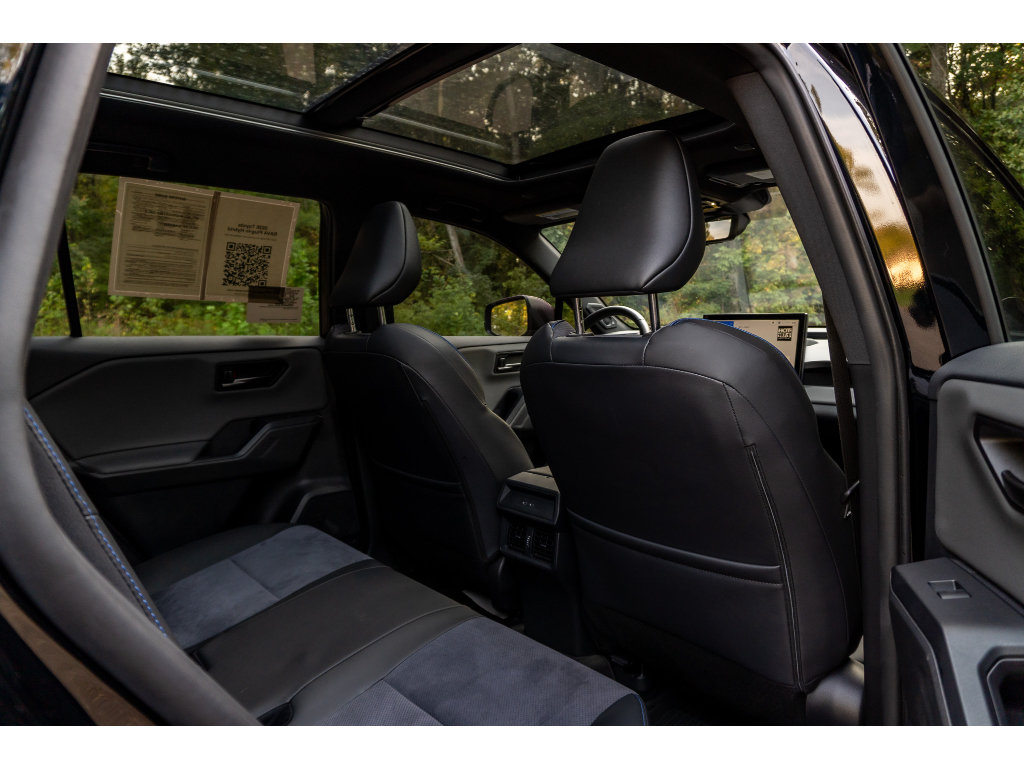 Used 2026 Toyota RAV4 XSE w/ Panoramic Sun Roof Package AWD/4WD image 16